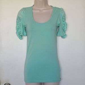 Green T-shirt with Lace Sleeves